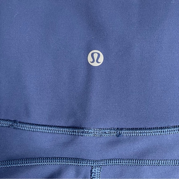 lululemon blue capri leggings cropped size 10 - Picture 8 of 9